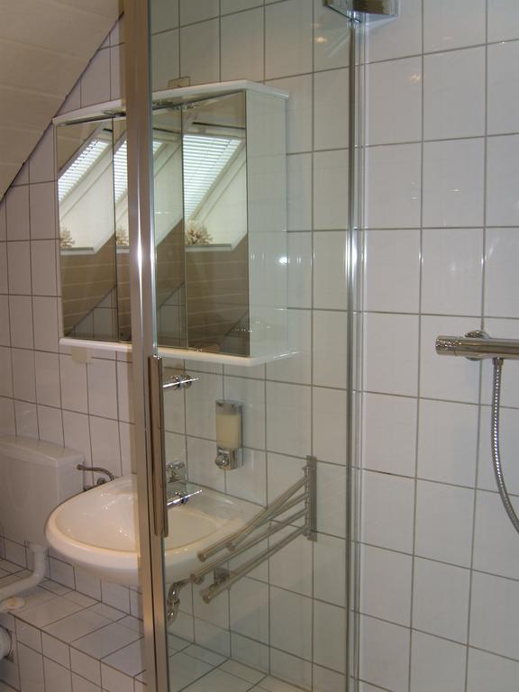 Ferienwohnung Leichlingen Szoba fotó