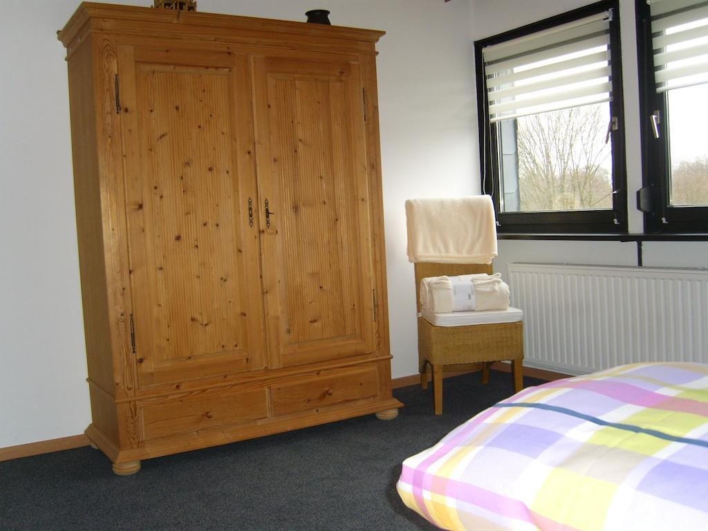Ferienwohnung Leichlingen Szoba fotó