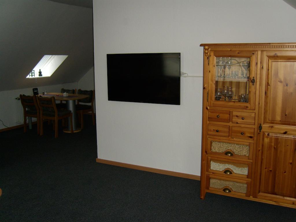 Ferienwohnung Leichlingen Szoba fotó